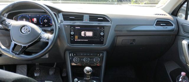 VOLKSWAGEN Tiguan 1.6 TDI SCR Sport R LINE BlueMotion Technology