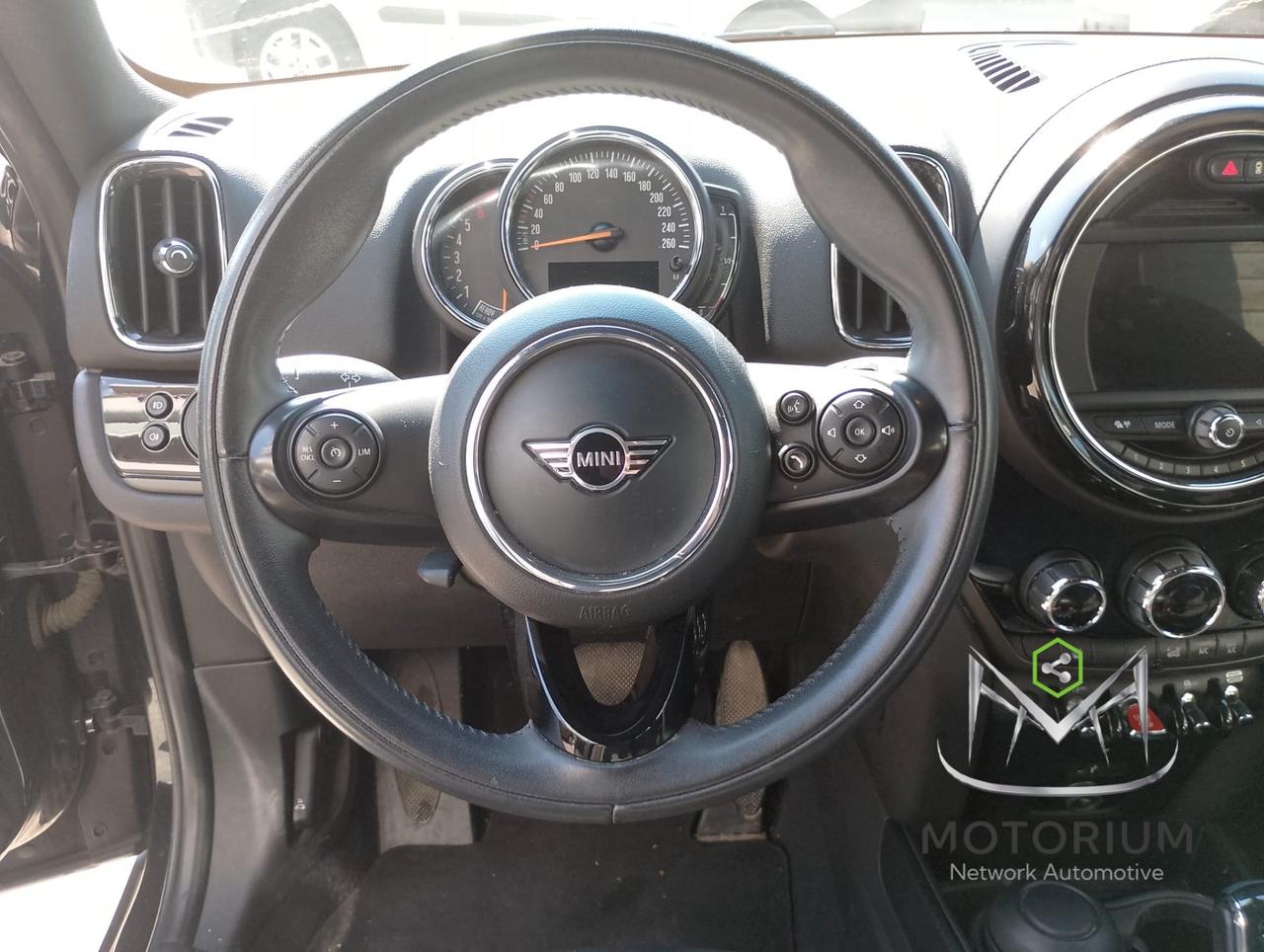 MINI Cooper D Countryman HYPE