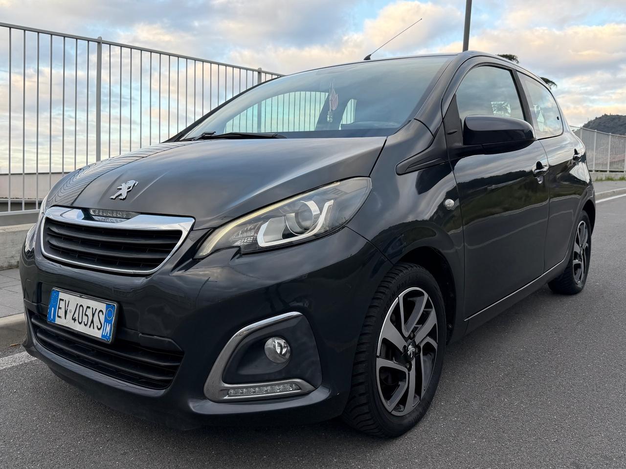 Peugeot 108 VTi 68 5 porte Allure TOP!