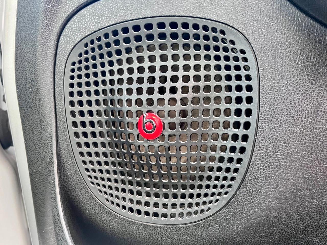 Fiat 500L 1.6 Multijet 120cv Trekking Beats 2015