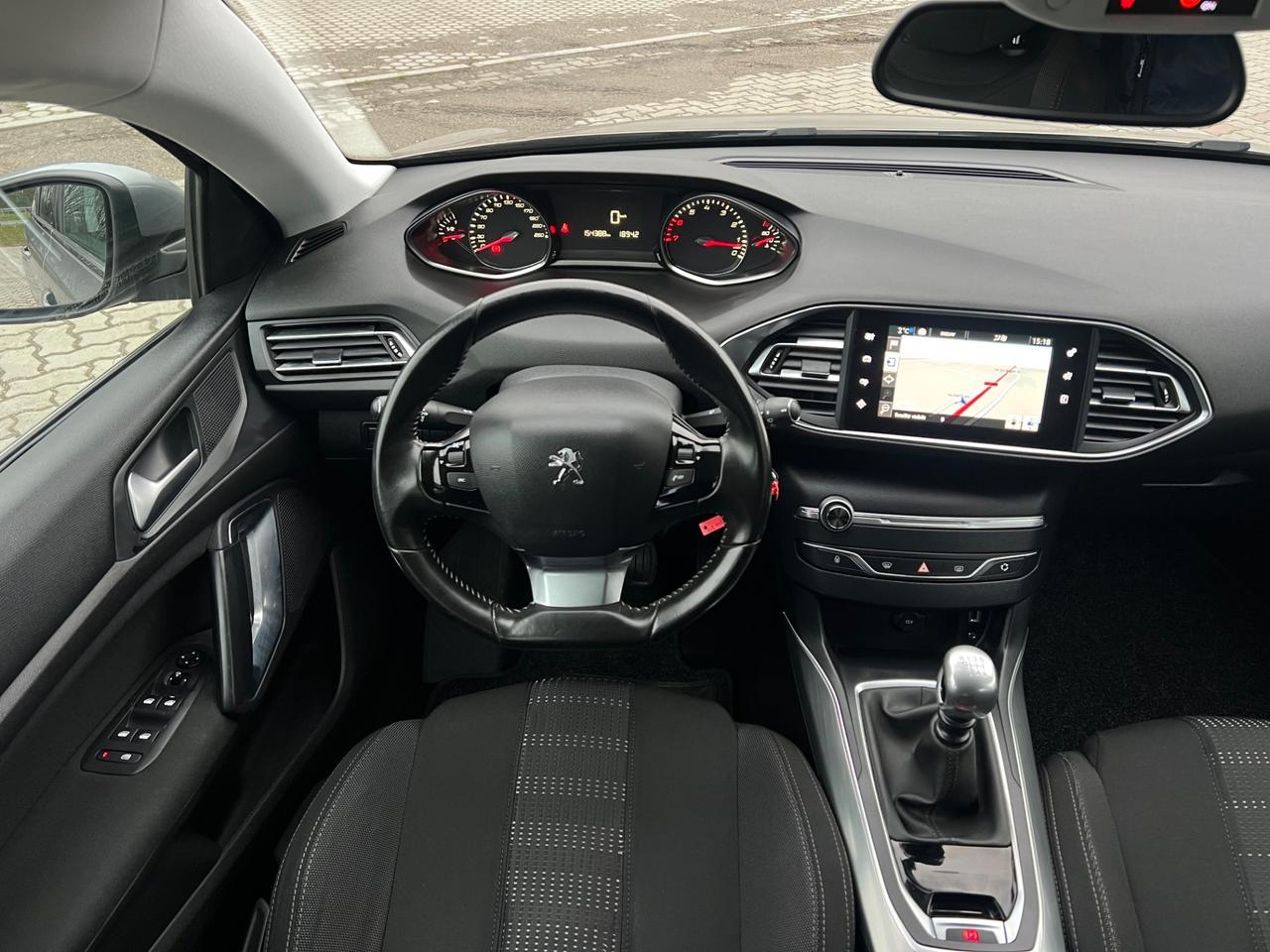 Peugeot 308 PureTech Turbo 130 S&S SW Allure