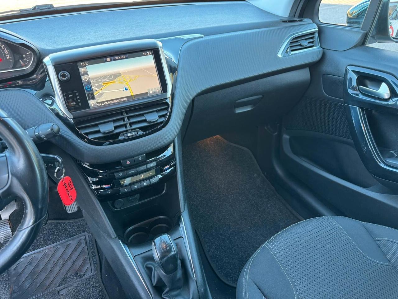 Peugeot 208 BlueHDi 75 5 porte Allure