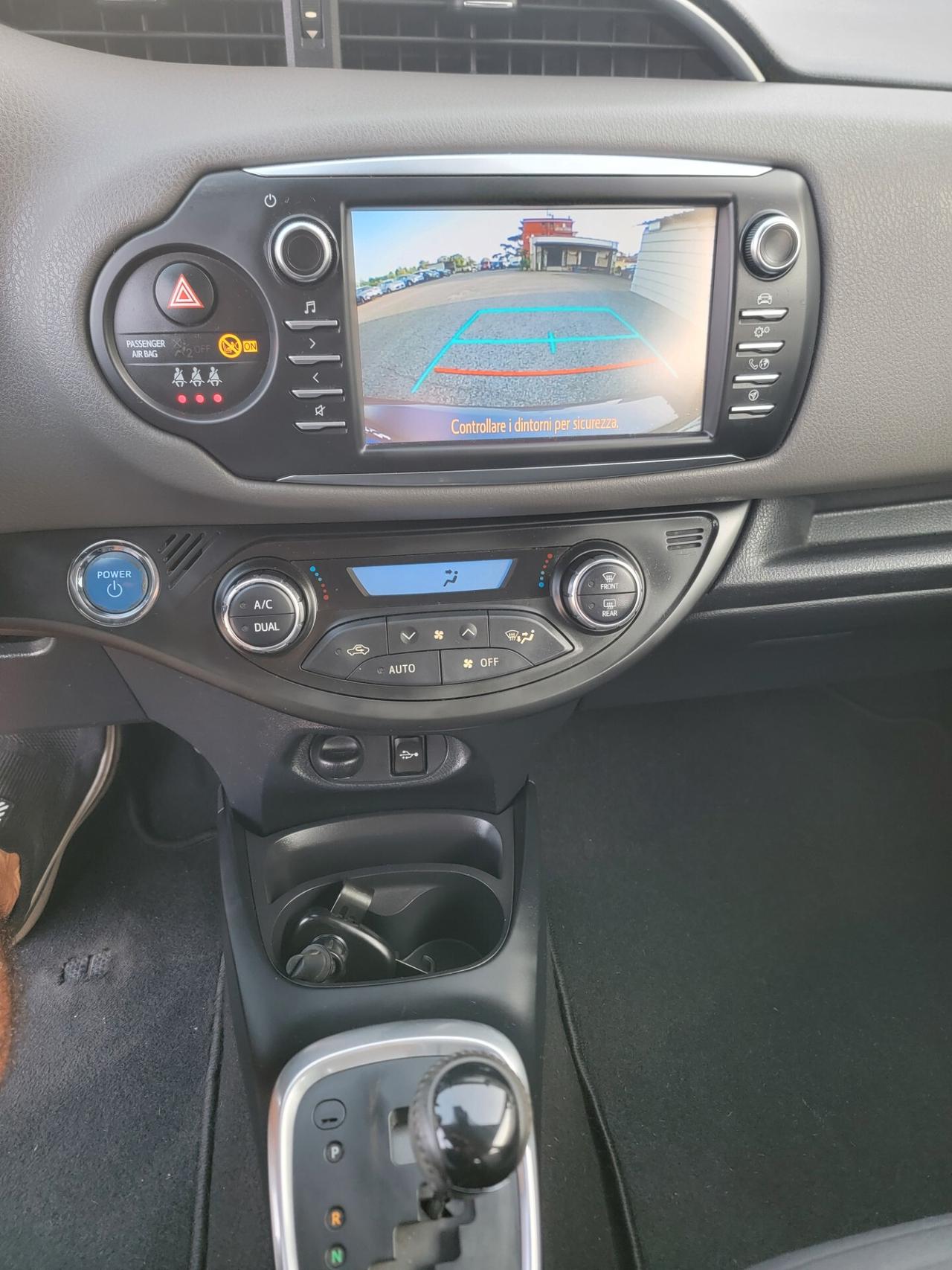 Toyota Yaris 1.5 Hybrid 5 porte Active GARANZIA