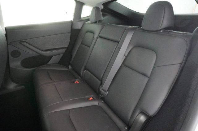 TESLA Model Y Model Y AWD Performance