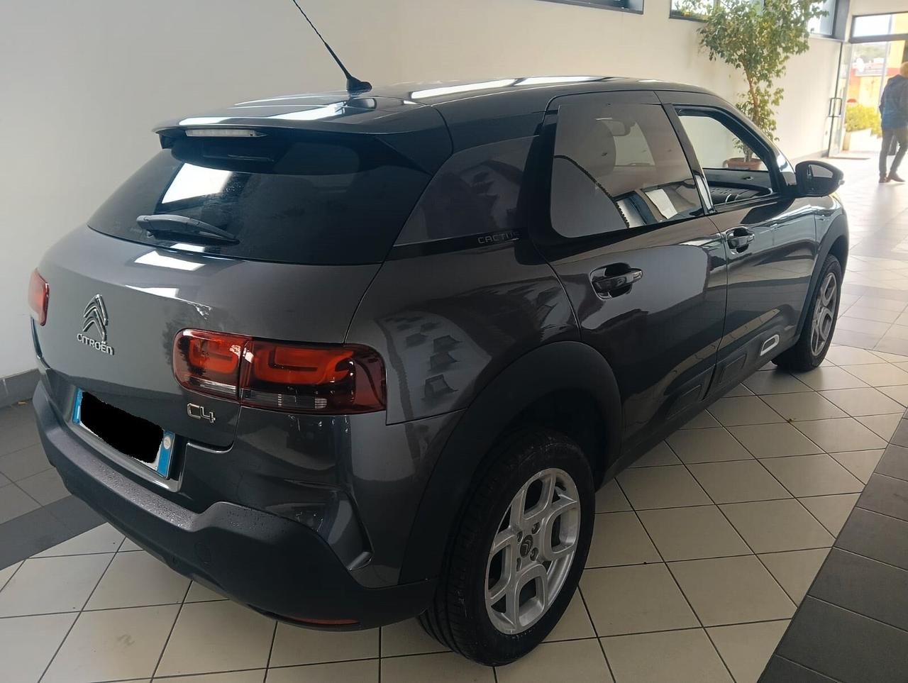 Citroen C4 Cactus BlueHDi 100 S&S Shine NAVI - RETROCAMERA
