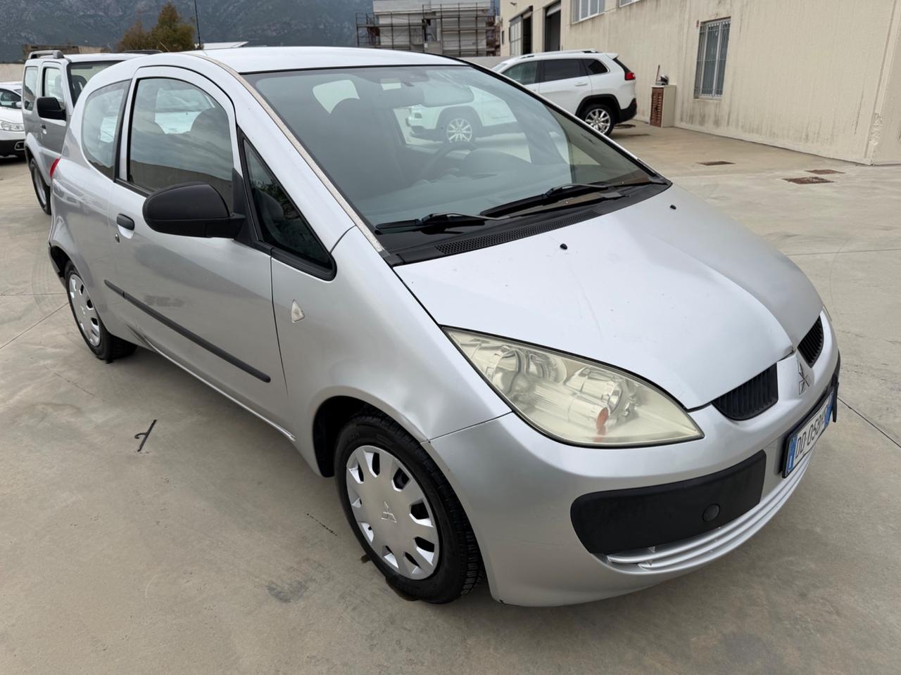 Mitsubishi Colt 1.1 benzina 79 Mila Km 2008