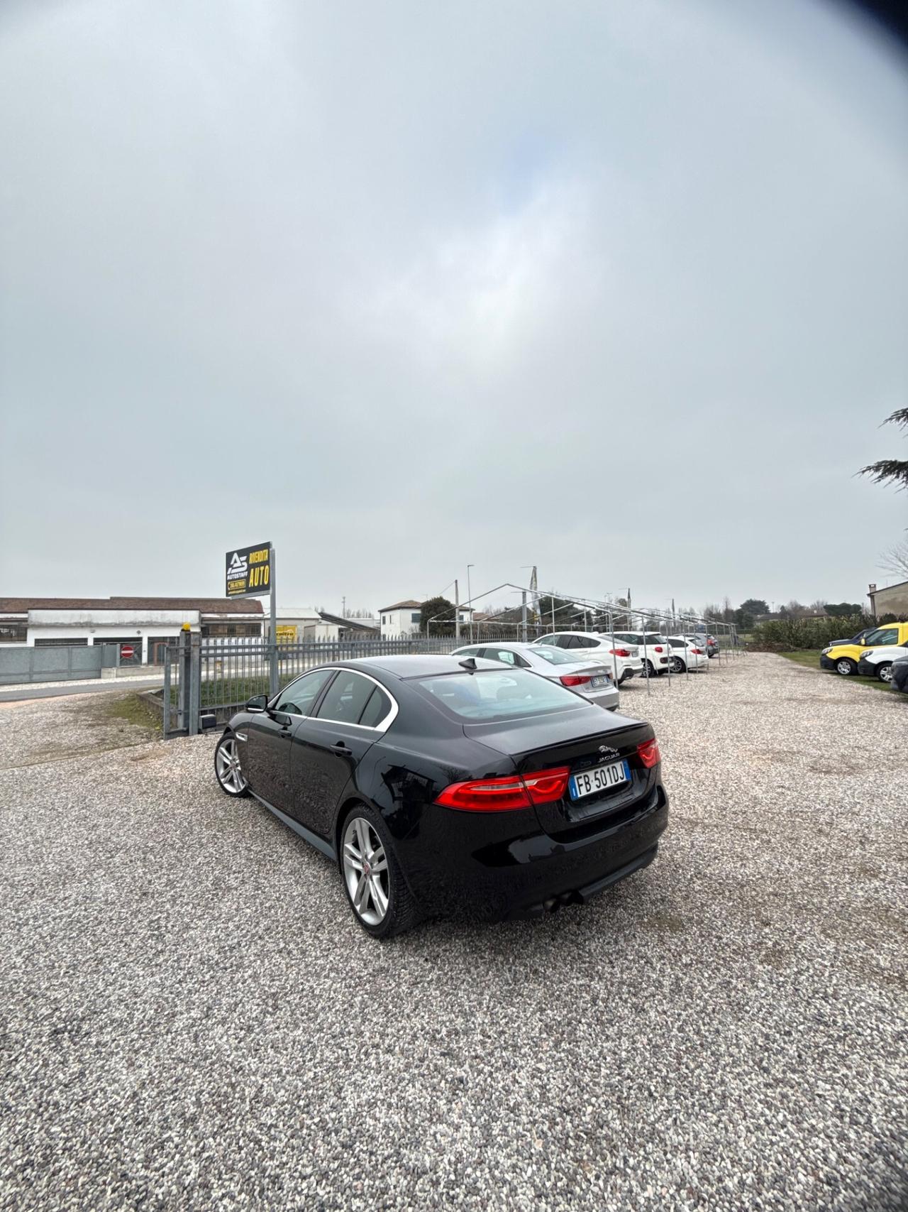 Jaguar XE 2.0 D E-Performance aut. R-Sport