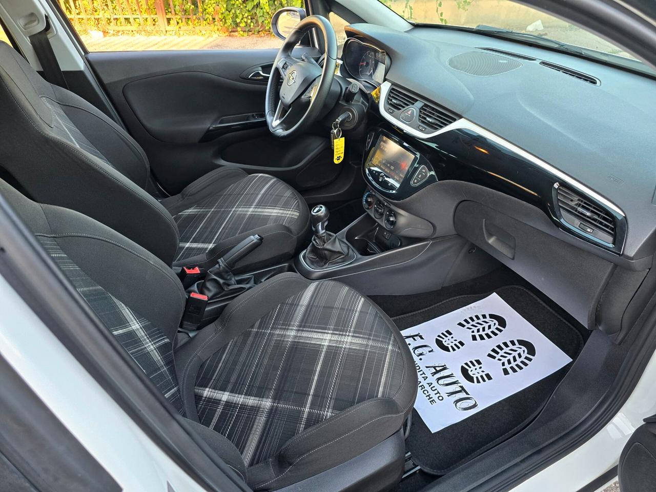 OPEL CORSA B-COLOR 2017 GPL DI SERIE NUOVISSIMA