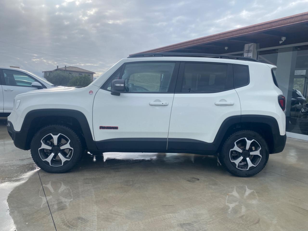 Jeep Renegade 2.0 Mjt 170CV 4WD Active Drive Low Trailhawk