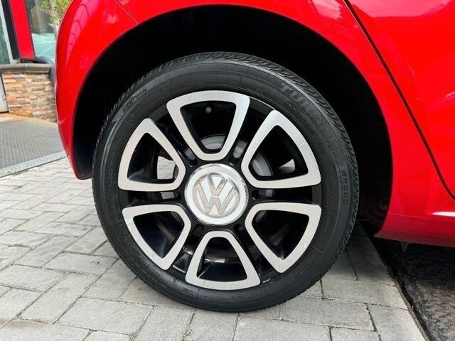 Volkswagen up! 1.0 75 CV 5p. high up!