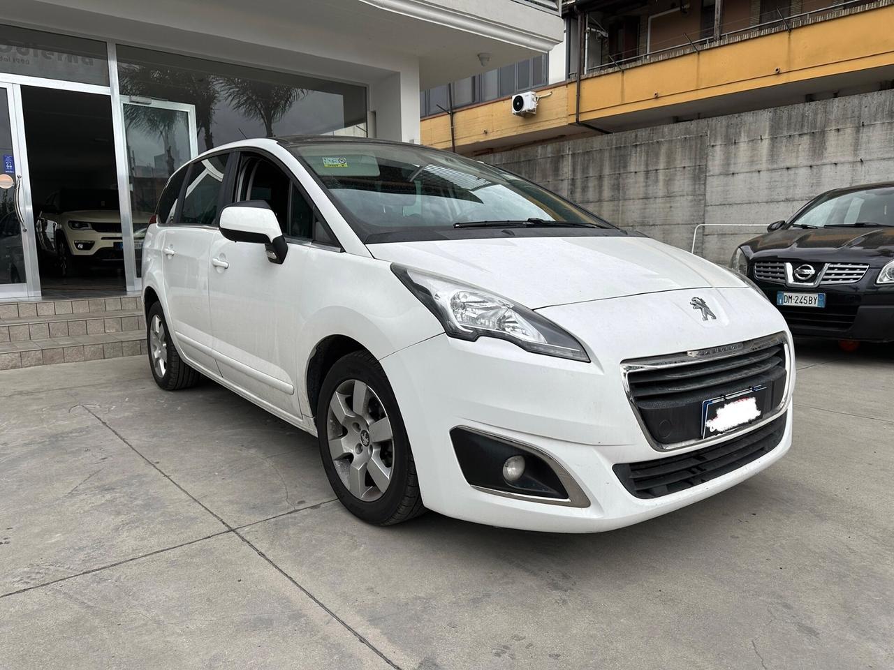 Peugeot 5008 1.6 e-HDi 115CV Stop&Start ETG6 Allur