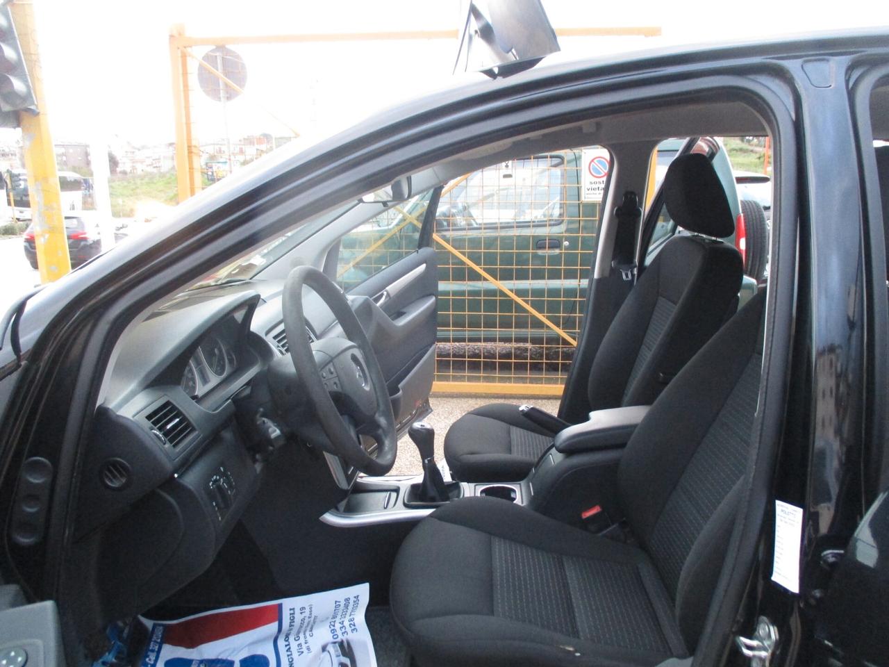 Mercedes-benz B 180 CDI Executive MOLTO BELLA 2010