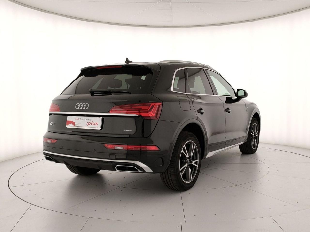 Audi Q5 40 2.0 tdi mhev 12v quattro s-tronic