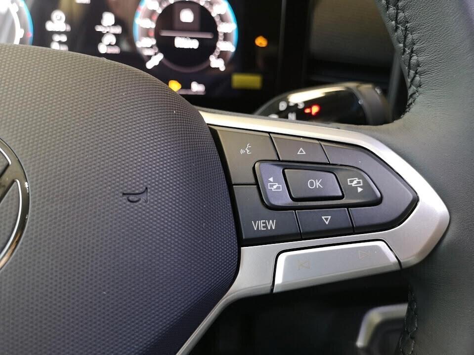 Volkswagen T-Roc 1.5 TSI ACT DSG Life KM 0
