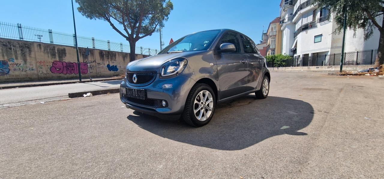 Smart ForFour 1.0 Benzina 70CV Passion