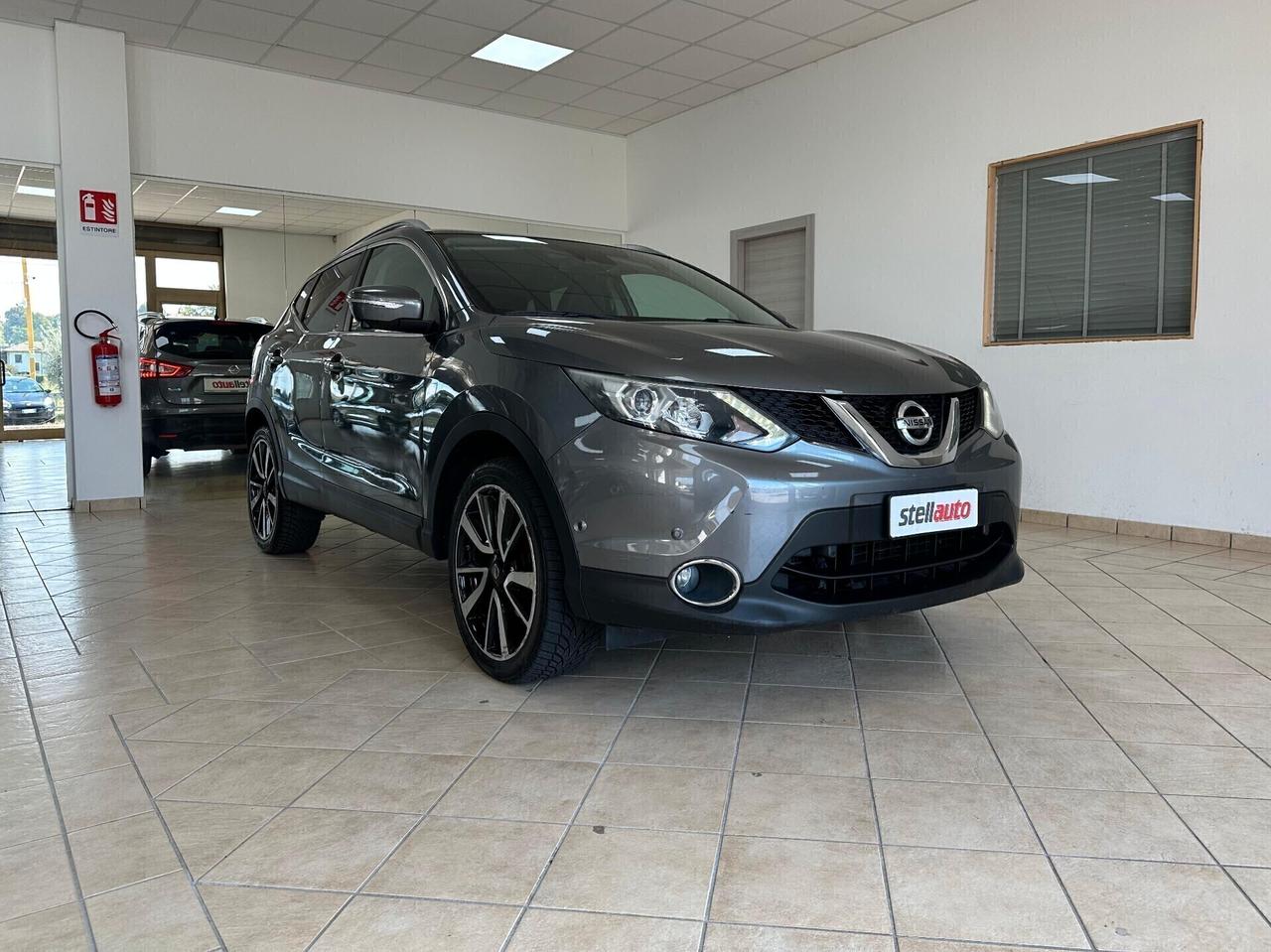 Nissan Qashqai 1.6 dCi 2WD Tekna *SERVICE NISSAN*