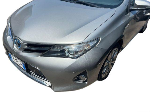 TOYOTA Auris Hybrid Lounge