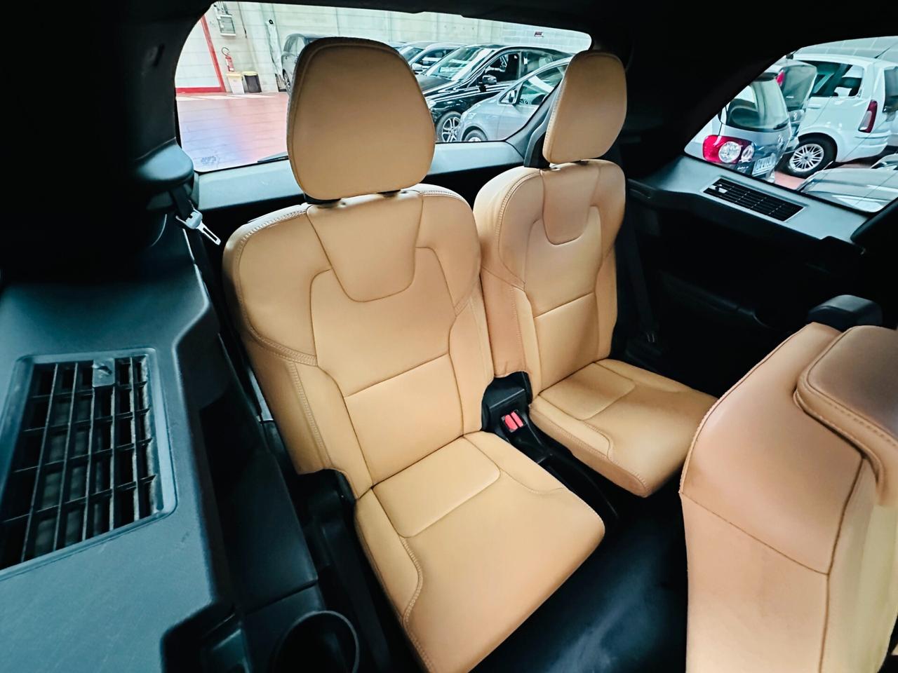 Volvo XC90 D5 AWD MY18 Geartronic 7 posti Inscription