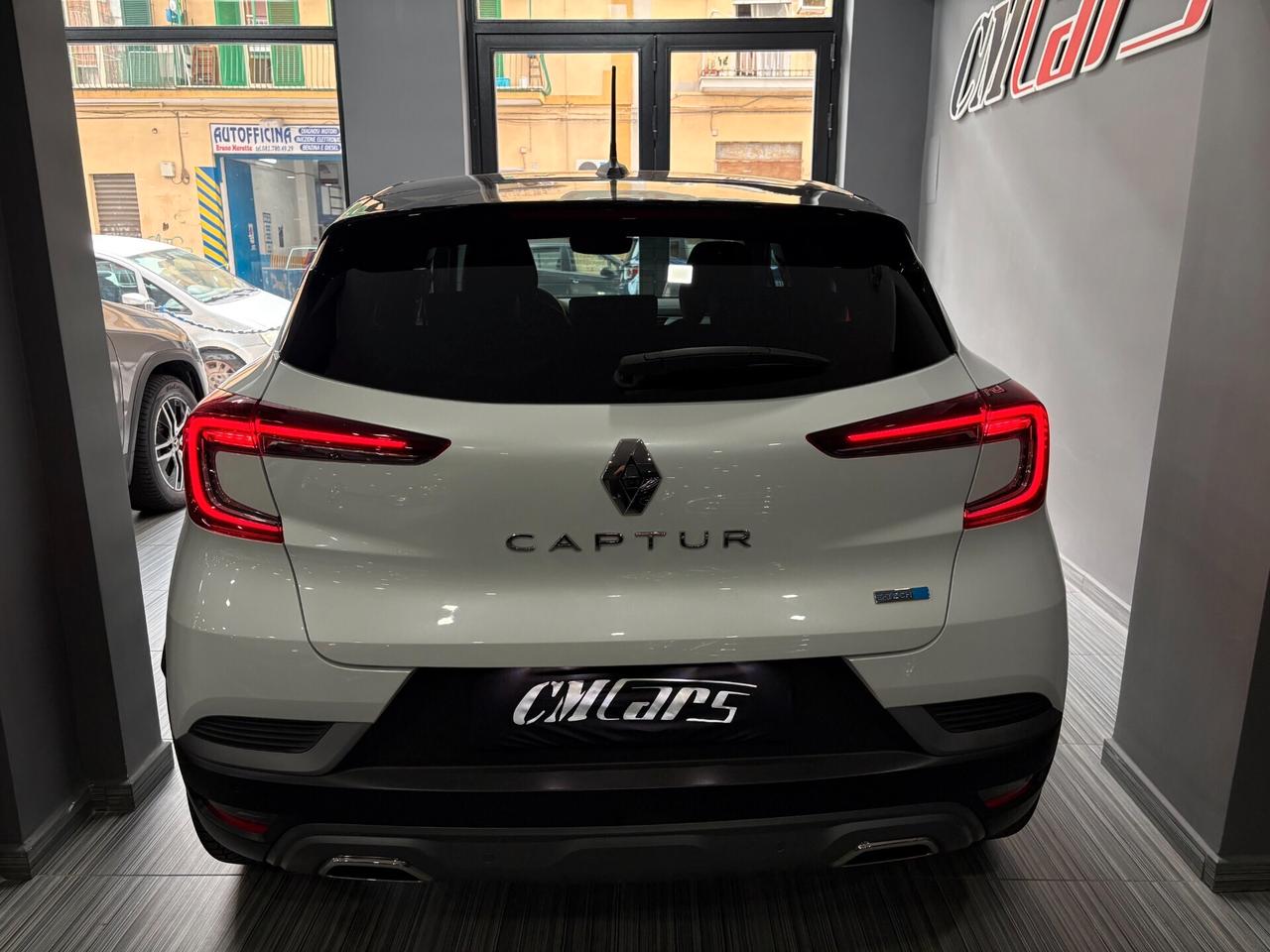 Renault Captur 1.6 E-Tech Full Hybrid 145cv RS Line Automatica FULL