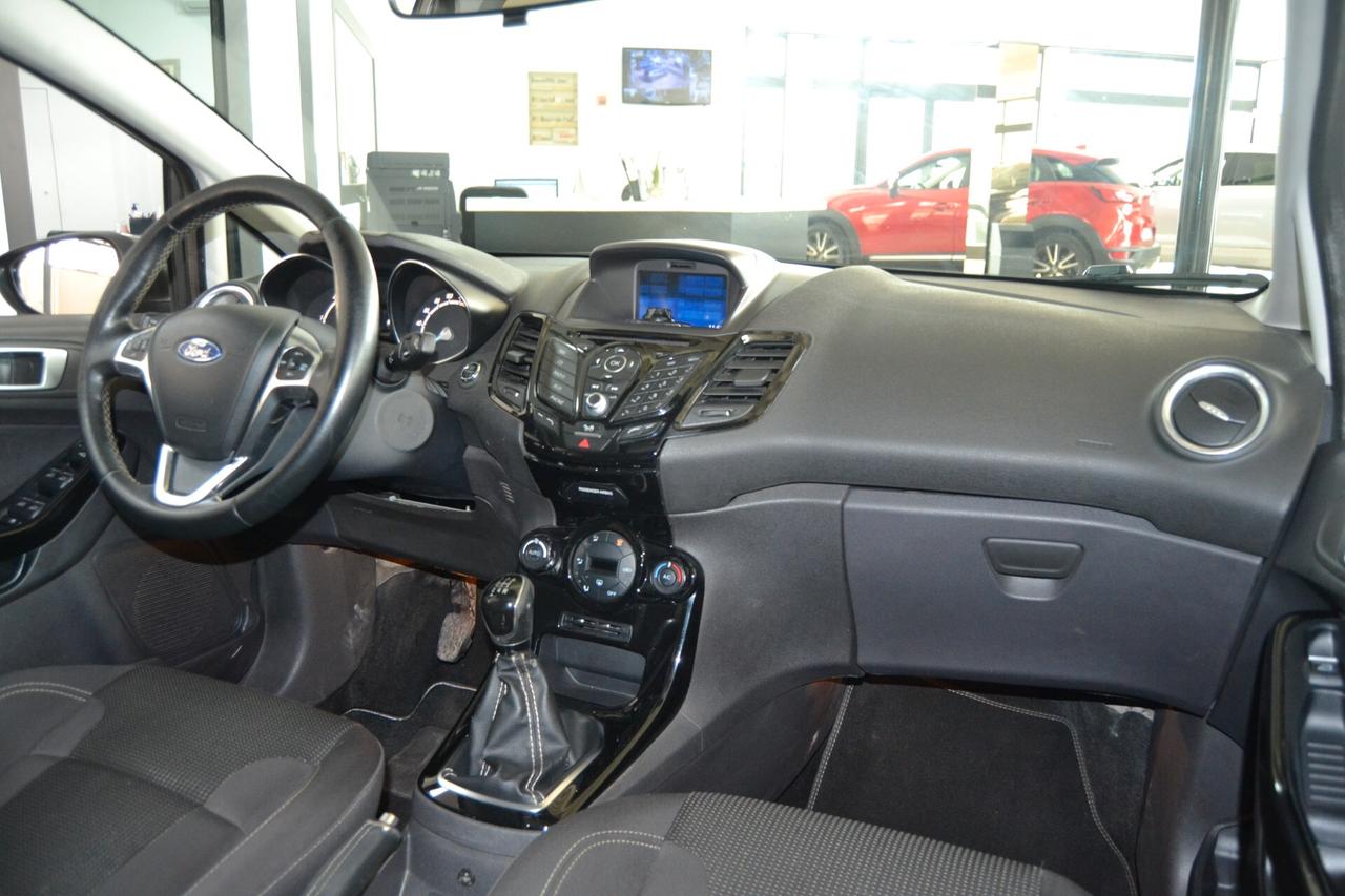 Ford Fiesta 1.5 TDCi 75CV 5P Titanium Navi/Xenon