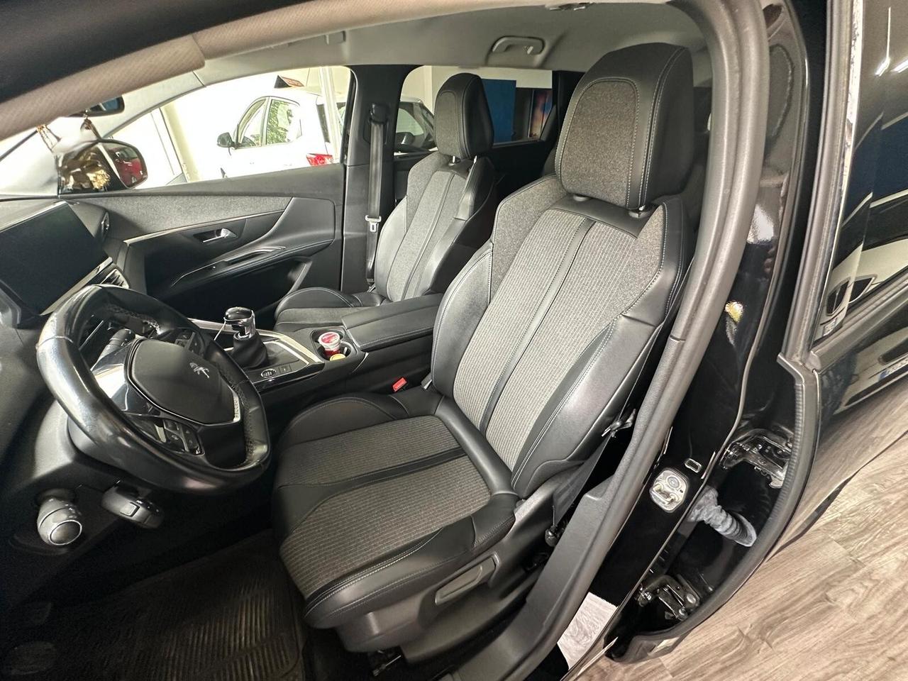 Peugeot 5008 BlueHDi 130 S&S Allure Pack 7 POSTI