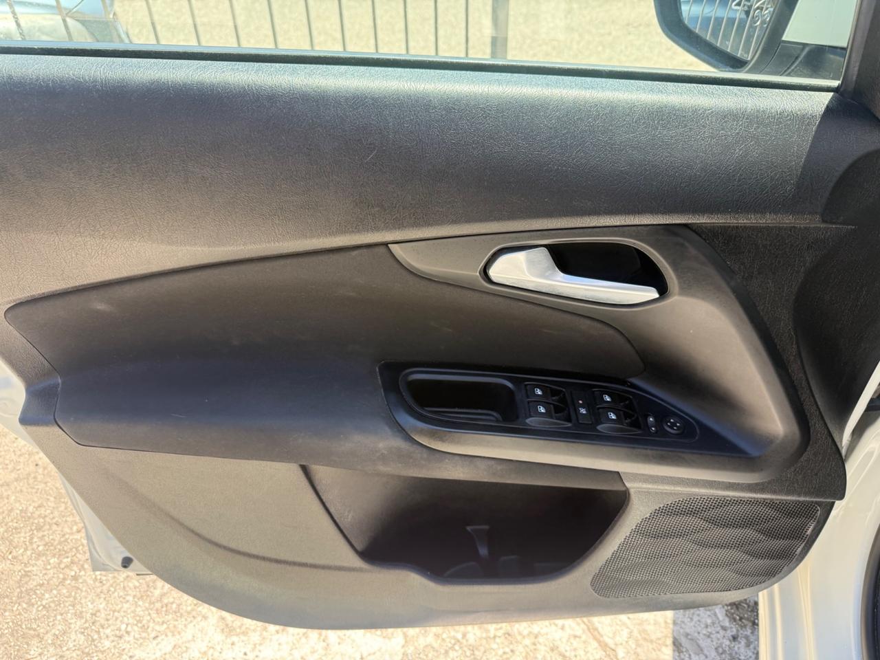 Fiat Tipo 1.6 Mjt DIESEL EURO 6B 2017 NEOPATENTATI