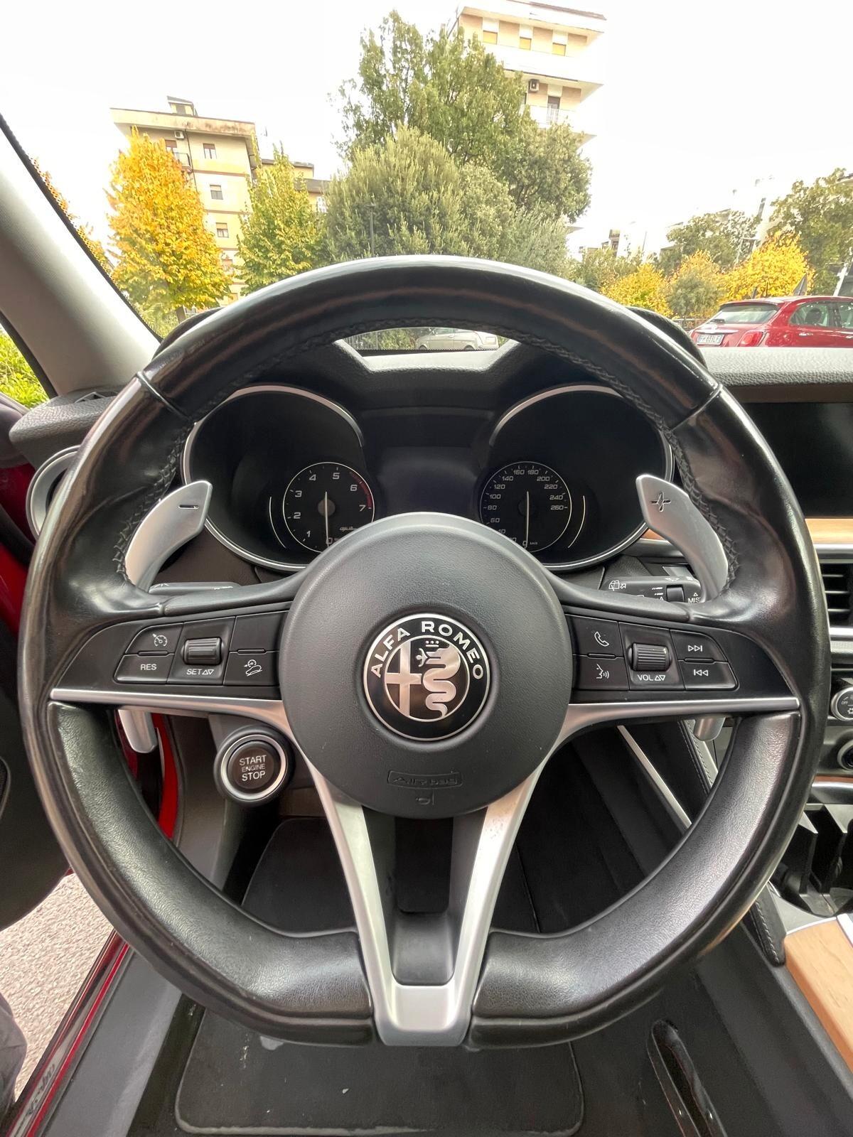 Alfa Romeo Stelvio 2.0 Turbo 280 CV AT8 Q4 First Edition