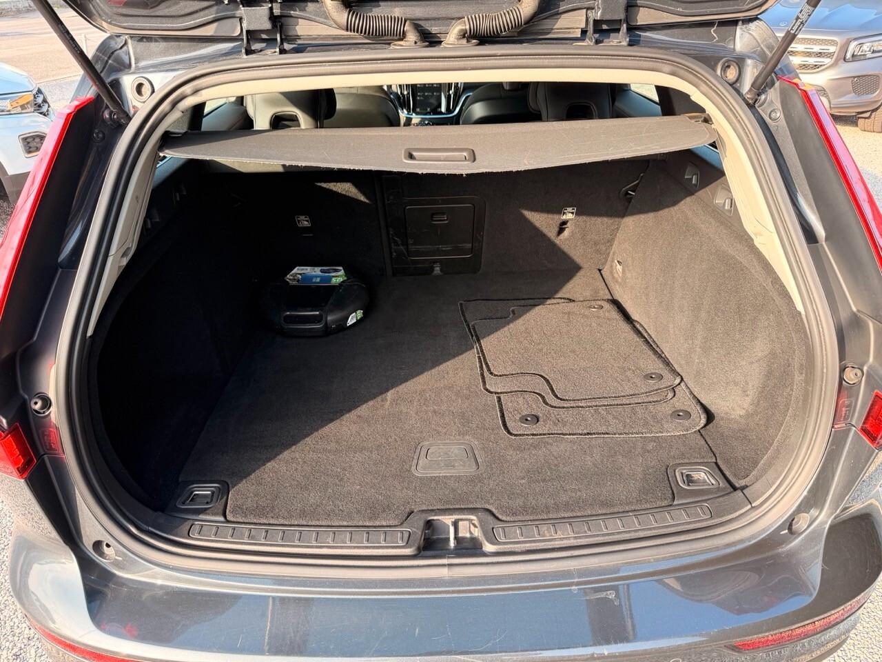 Volvo V60 2.0 d3 150 cv Business Geartronic