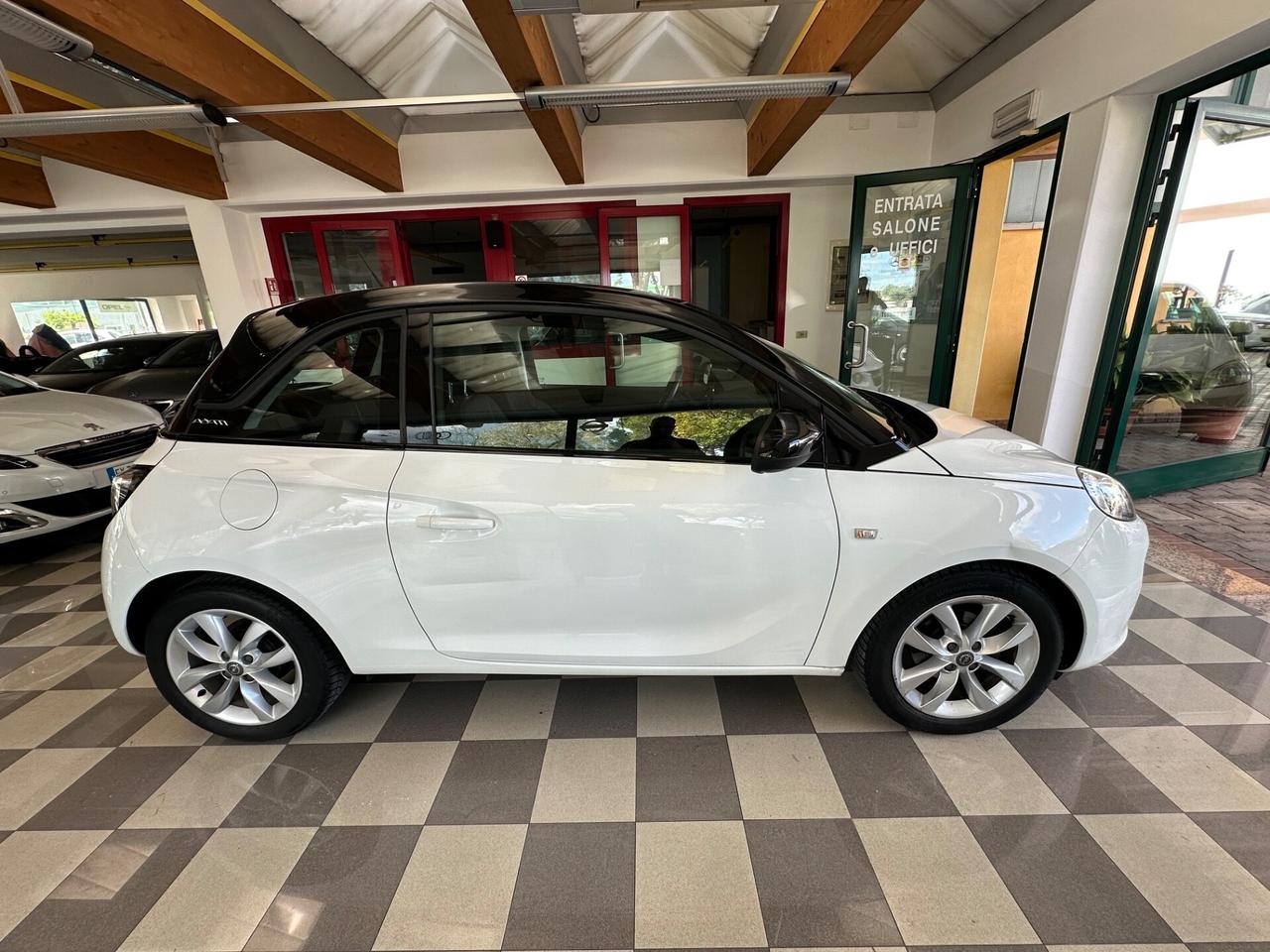 Opel Adam 1.4 87 CV GPL Tech Jam