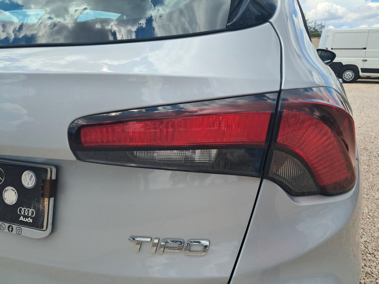 Fiat Tipo 1.3 Mjt Lounge*NAVI*TELECAMERA*LED