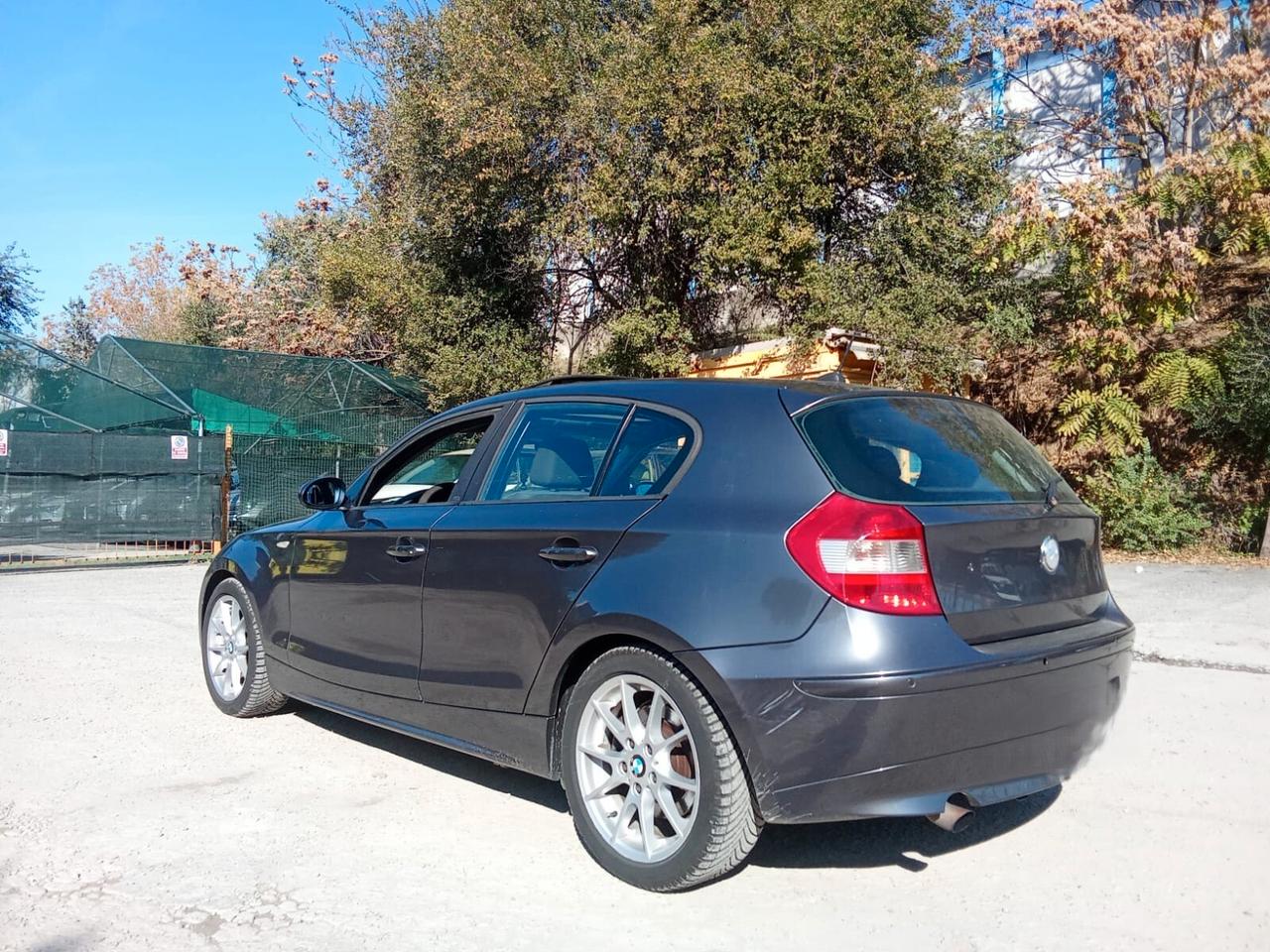 Bmw 120 ------