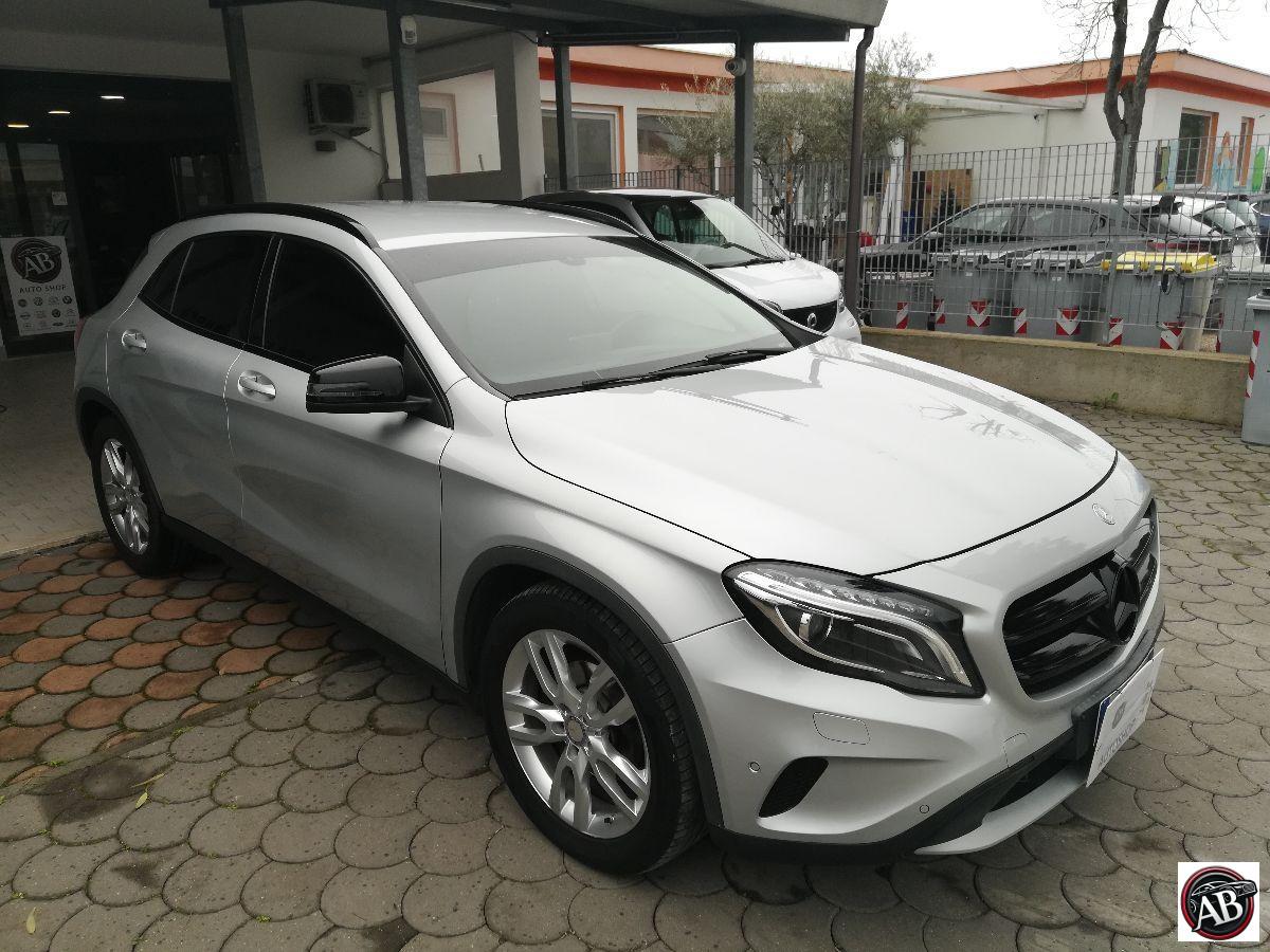 MERCEDES - Classe GLA - 200 CDI Automatic Premium - PERMUTE