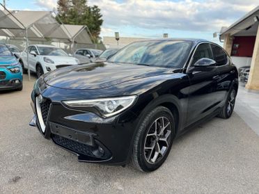 Alfa Romeo Stelvio 2.2 Turbodiesel 150 CV AT8 RWD