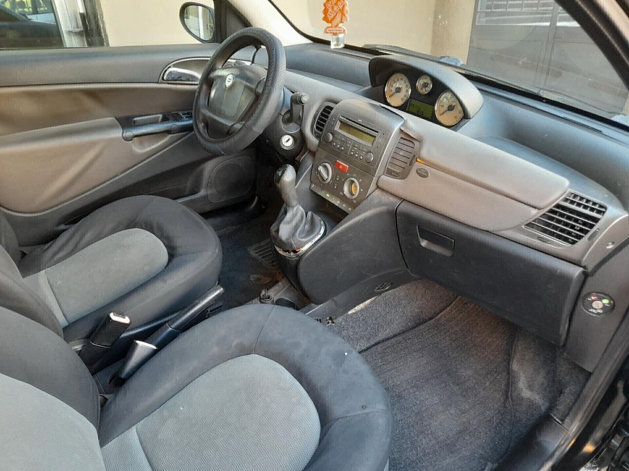 Lancia Ypsilon 1.3 Multijet 16V