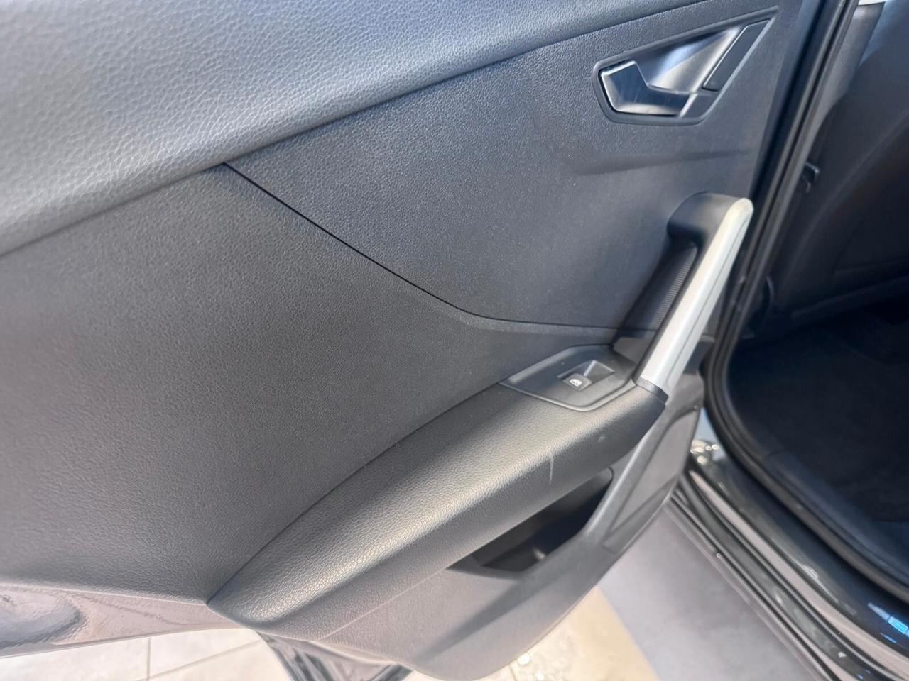 Audi Q2 30 TDI S tronic Business