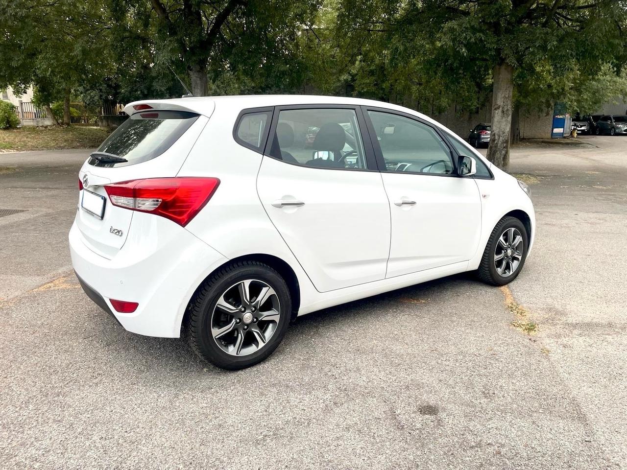 Hyundai iX20 1.4 CRDI 90 CV XPossible per Neopatentati 2015