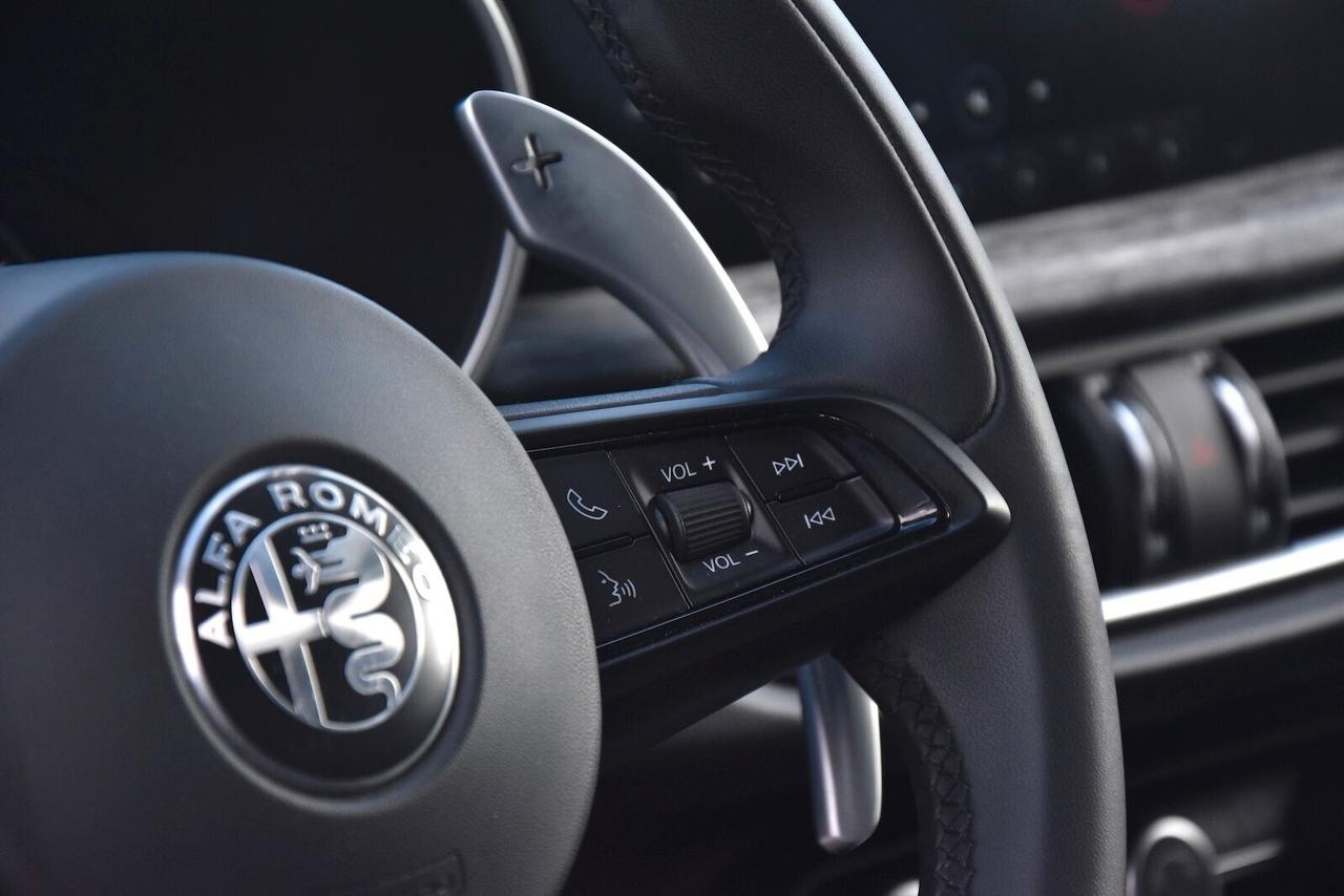 Alfa Romeo Stelvio 2.2 Turbodiesel 160cv AT8 Super