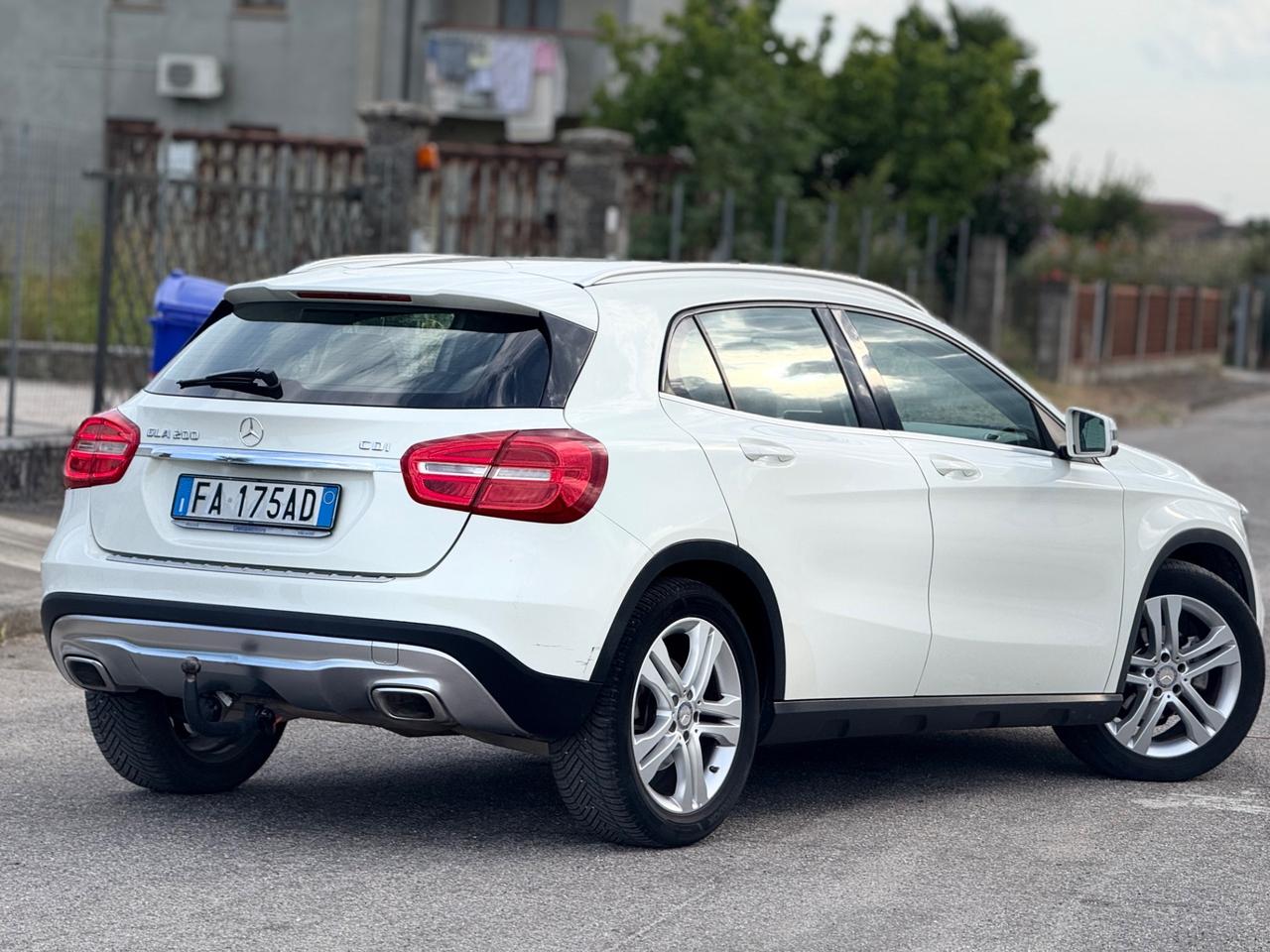 Mercedes-benz GLA 200 d Automatic Premium PLUS