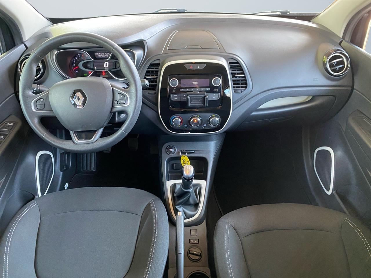 RENAULT Captur I 2017 - Captur 0.9 tce Business 90cv