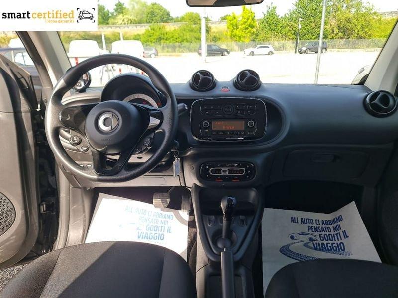 smart fortwo EQ PURE 22KW