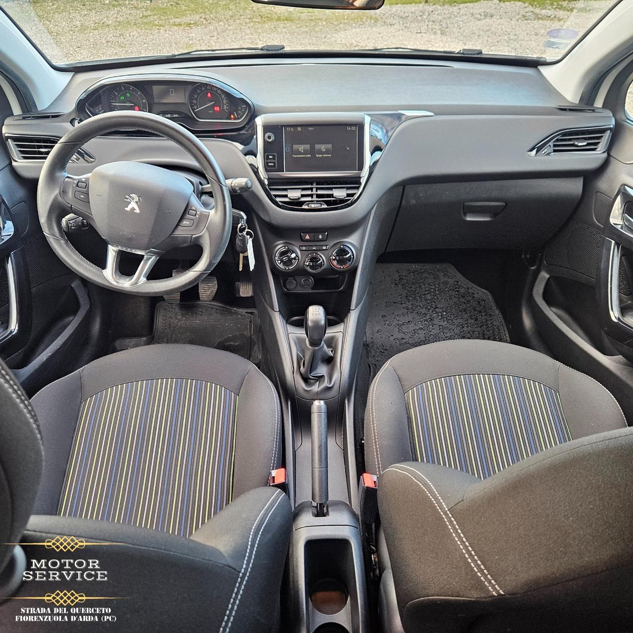 Peugeot 208 1.2 benzina NEOPATENTATI DA 79€ MESE