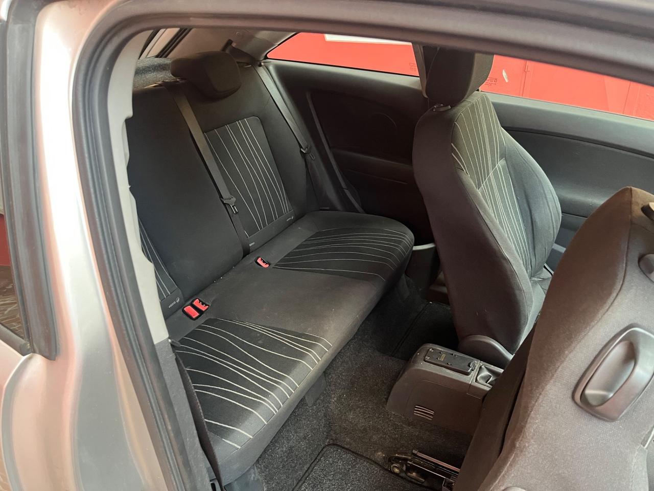 Opel Corsa 1.3 CDTI 75CV - NEOPATENTATI