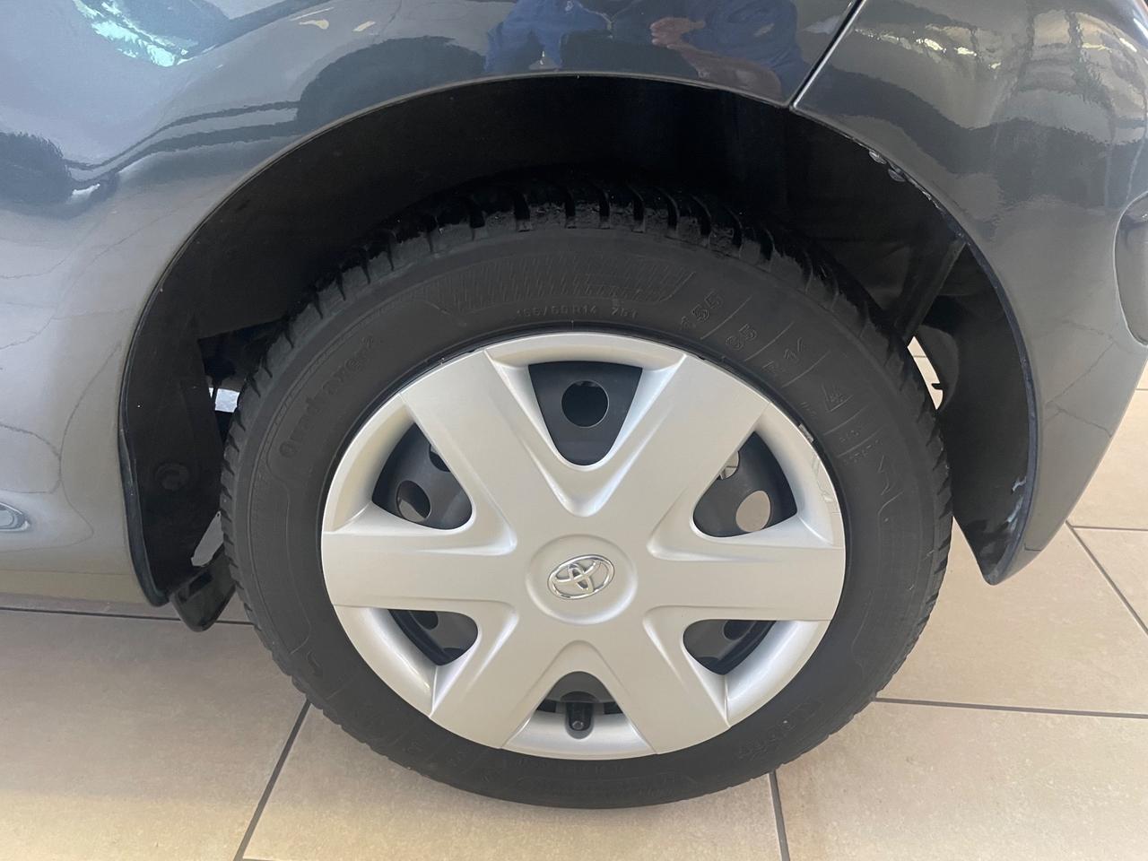 Toyota Aygo 1.0 12V VVT-i 3 porte Now - Nessun vincolo -