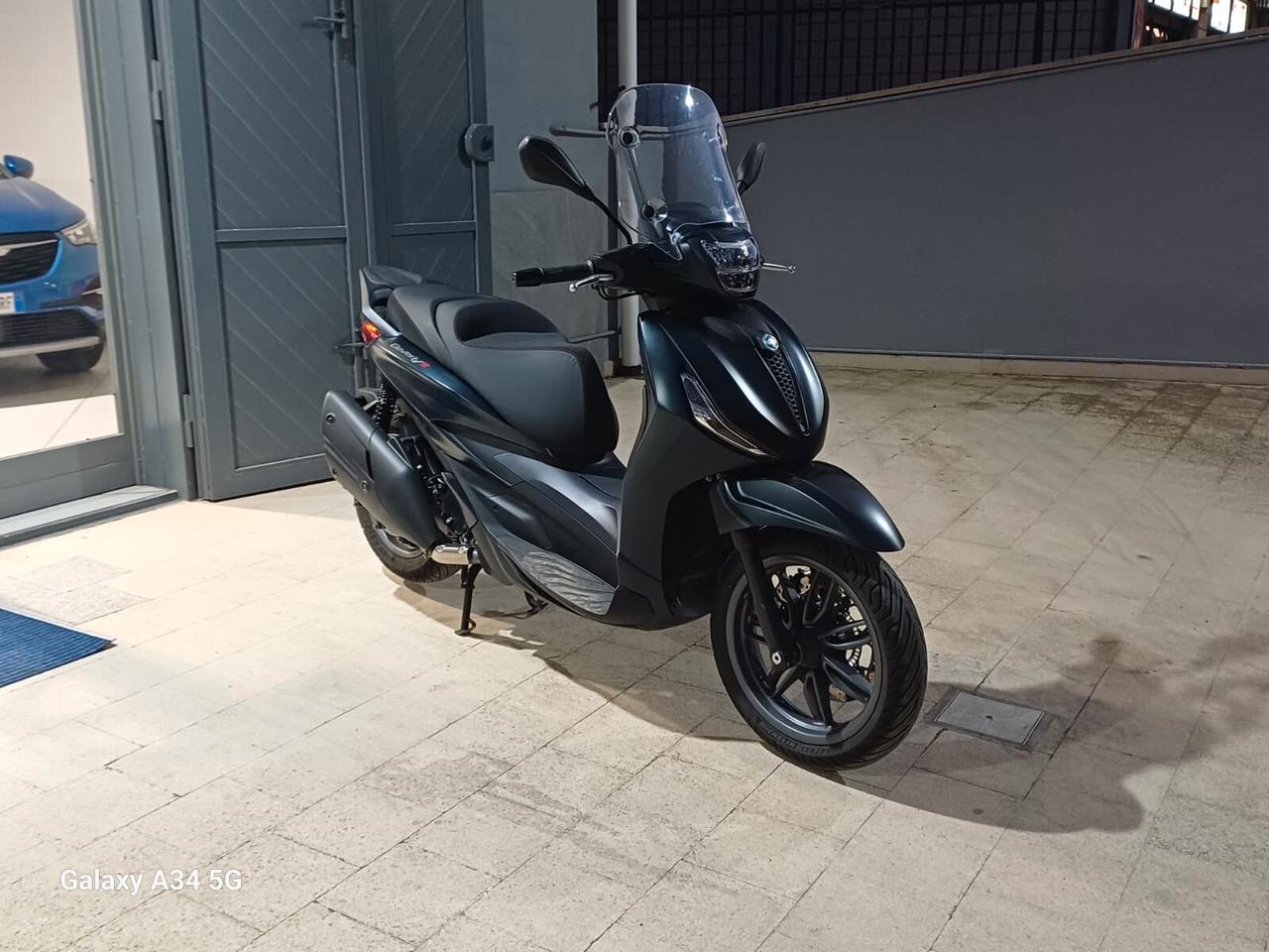 Piaggio Beverly 400 i.e.