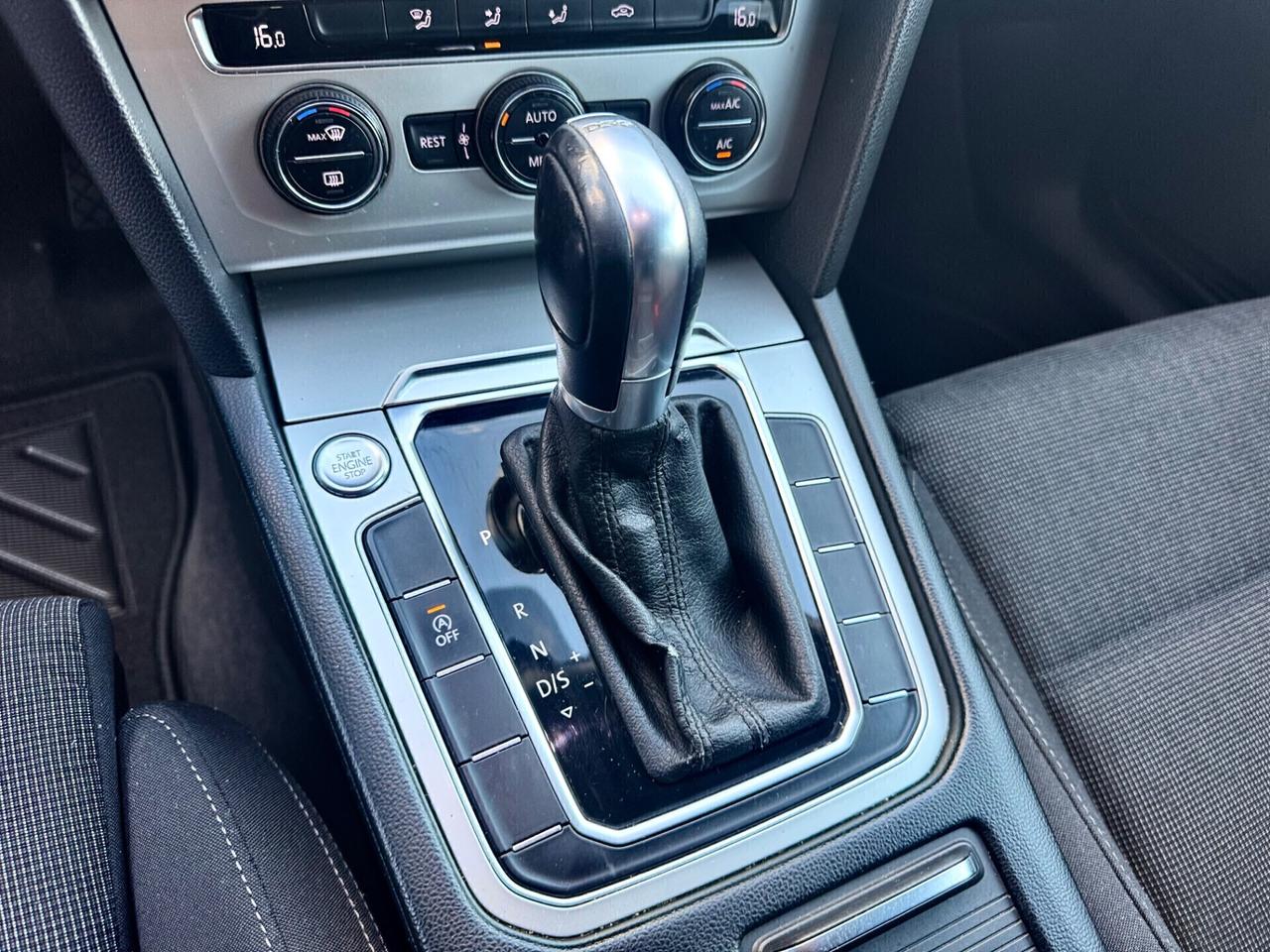 Volkswagen Passat Variant 2.0 TDI DSG Executive 150cv 2015