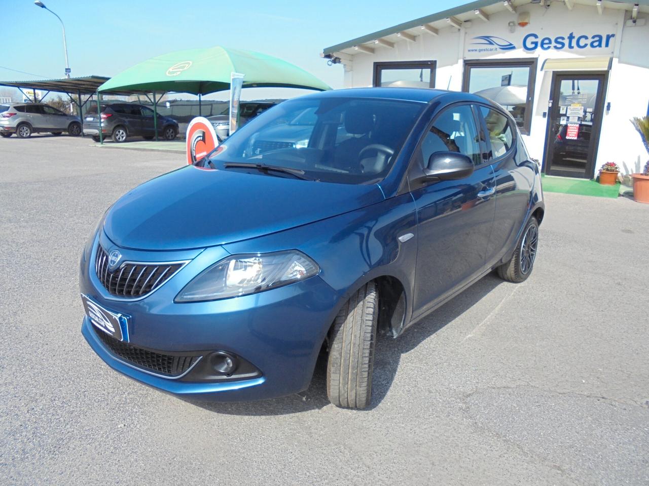 Lancia Ypsilon 1.0 FireFly 5 porte S&S Hybrid Gold