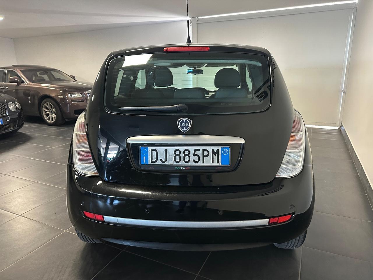 LANCIA YPSILON 1.3 MJT 75CV NEOPATENTATI