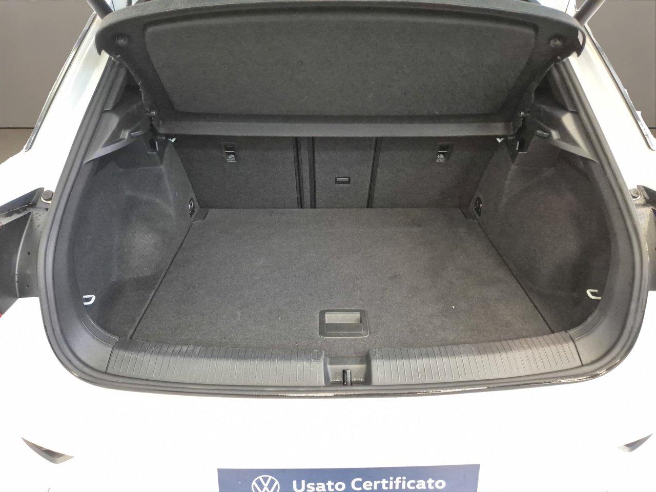 Volkswagen T-Roc 1.0 tsi advanced