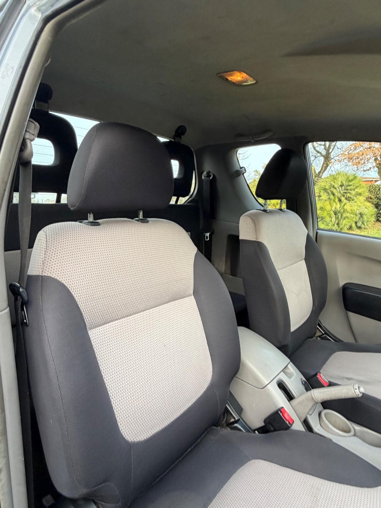 Mitsubishi L200 2.5 DI-D/136CV Single Cab Inform