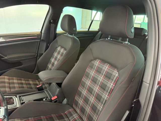 VOLKSWAGEN Golf GTI 2.0 TSI DSG 5p.